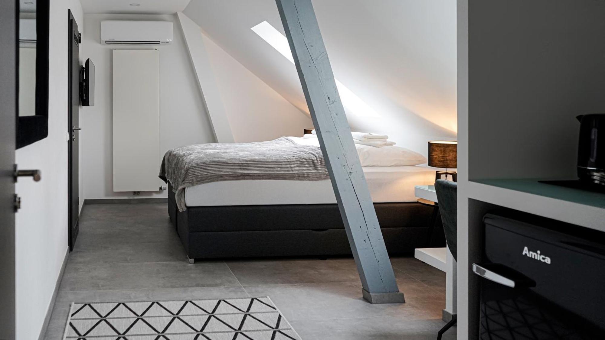 Si-View Doppelzimmer Siegen Zimmer 15 - Hotel Exteriör bild